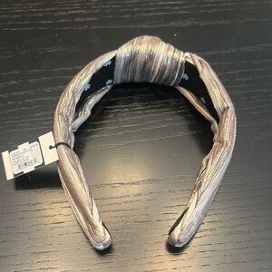 Lele Sadoughi Silver Hair Accessory